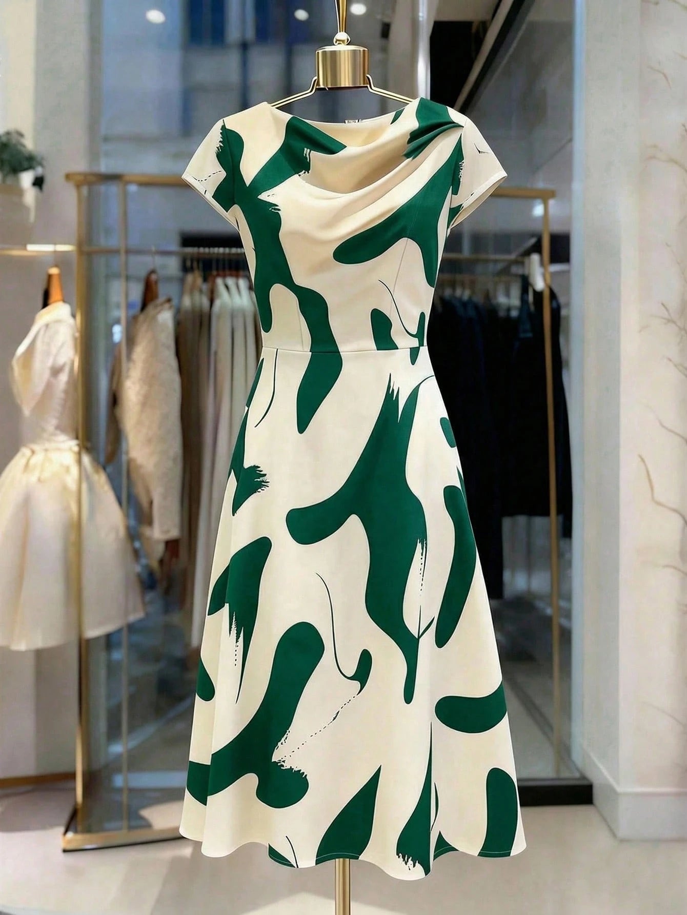 Franclia Women's Elegant Commuter Casual Printed Pleated A-Line Skirt