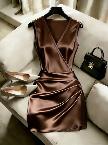 Franclia Women Summer Coffee Brown Satin Crossover V-Neck Sleeveless Pleated Bodycon Dress, Autumn Seksi Chic Date Night, Elegant Asymmetric Party Wear