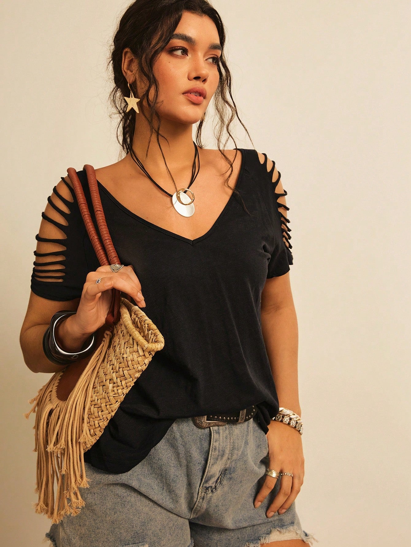 Freevana Plus Cut Out Raglan Sleeve Tee