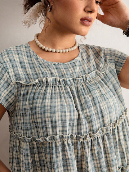 Freevana Plus Size Women's Vintage Boho Peasant Casual Blue And White Plaid Round Neck Sleeveless Tiered Ruffle Trim Babydoll Top-Sweet Loose Pullover Blouse