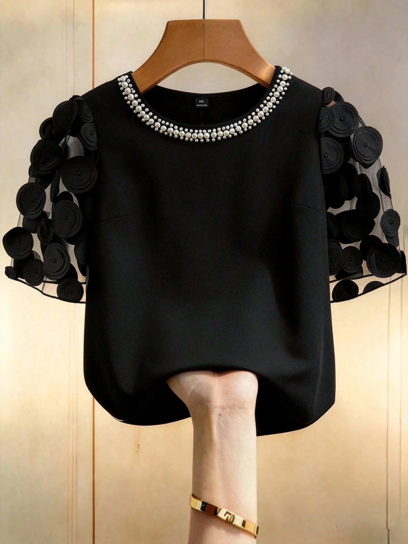 GlowEve CURVE Plus Size Women Crew Neck Faux Pearl Decor Casual Versatile Daily Wear Blouse
