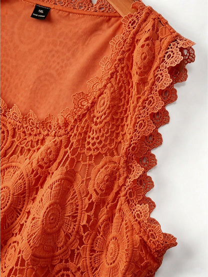 GlowEve CURVE Plus Size Women Fashionable Hollow Lace Elegant Casual Camisole