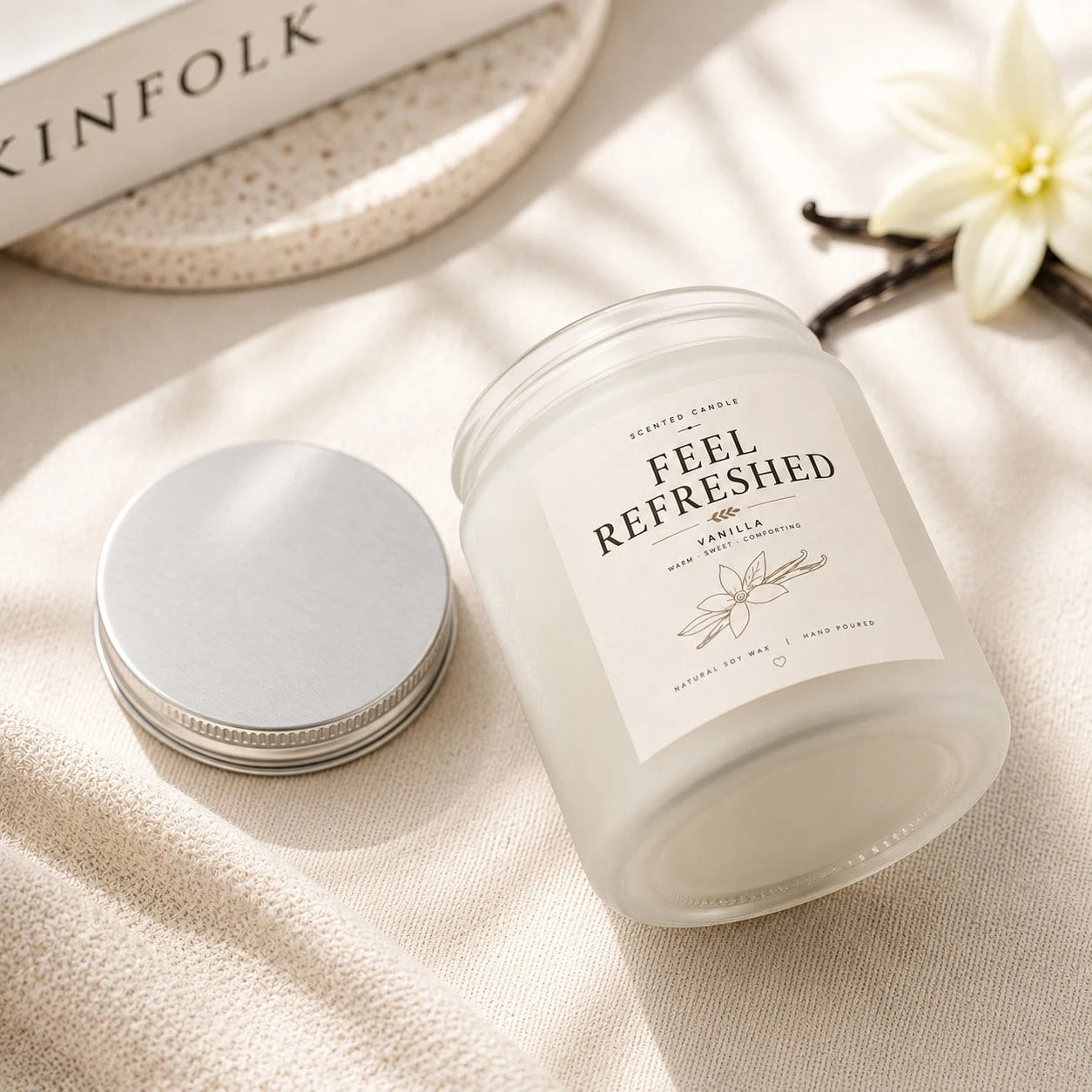 Home Soothing Vanilla Canned Handmade Poured Candle, Natural Soy Wax Smokeless Pure Combustion, Warm Vanilla Scent Revitalizes Body And Mind, Uplifts Mood, Minimalist Frosted Jar Decorates Bedroom, Li