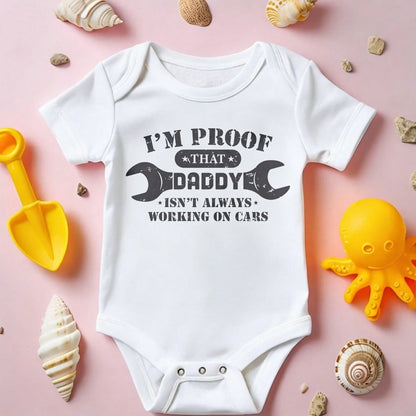 I'm Proof That Daddy Isn't Always Working On Cars Print Baby Short Sleeve Baby One-Piece Casual Triangle Style Romper Baby Bodysuit Skin- Gentle New Parent Gift New Born, Baby Shower Gift New Paren