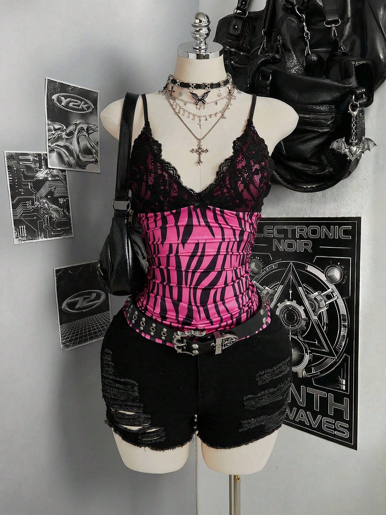 ICON Plus Size Women Lace Patchwork Ruffle Bow Decor Printed Tank Top, Hip Hop Style