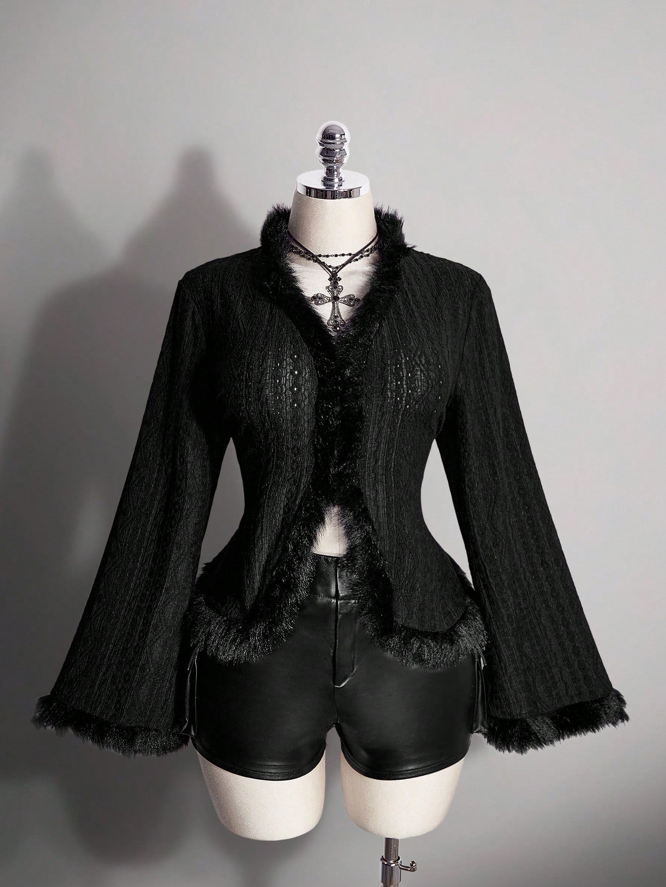 ICON Women's Plus Size Autumn/Winter Retro Sexy Millennial Style Y2K Casual Street Style Fur-Trimmed Black Knitted Jacquard Flared Sleeve V-Neck Top Fall