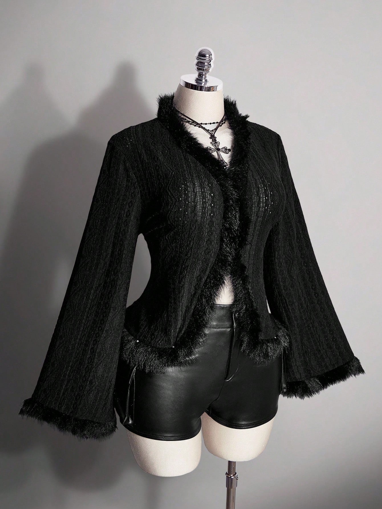 ICON Women's Plus Size Autumn/Winter Retro Sexy Millennial Style Y2K Casual Street Style Fur-Trimmed Black Knitted Jacquard Flared Sleeve V-Neck Top Fall