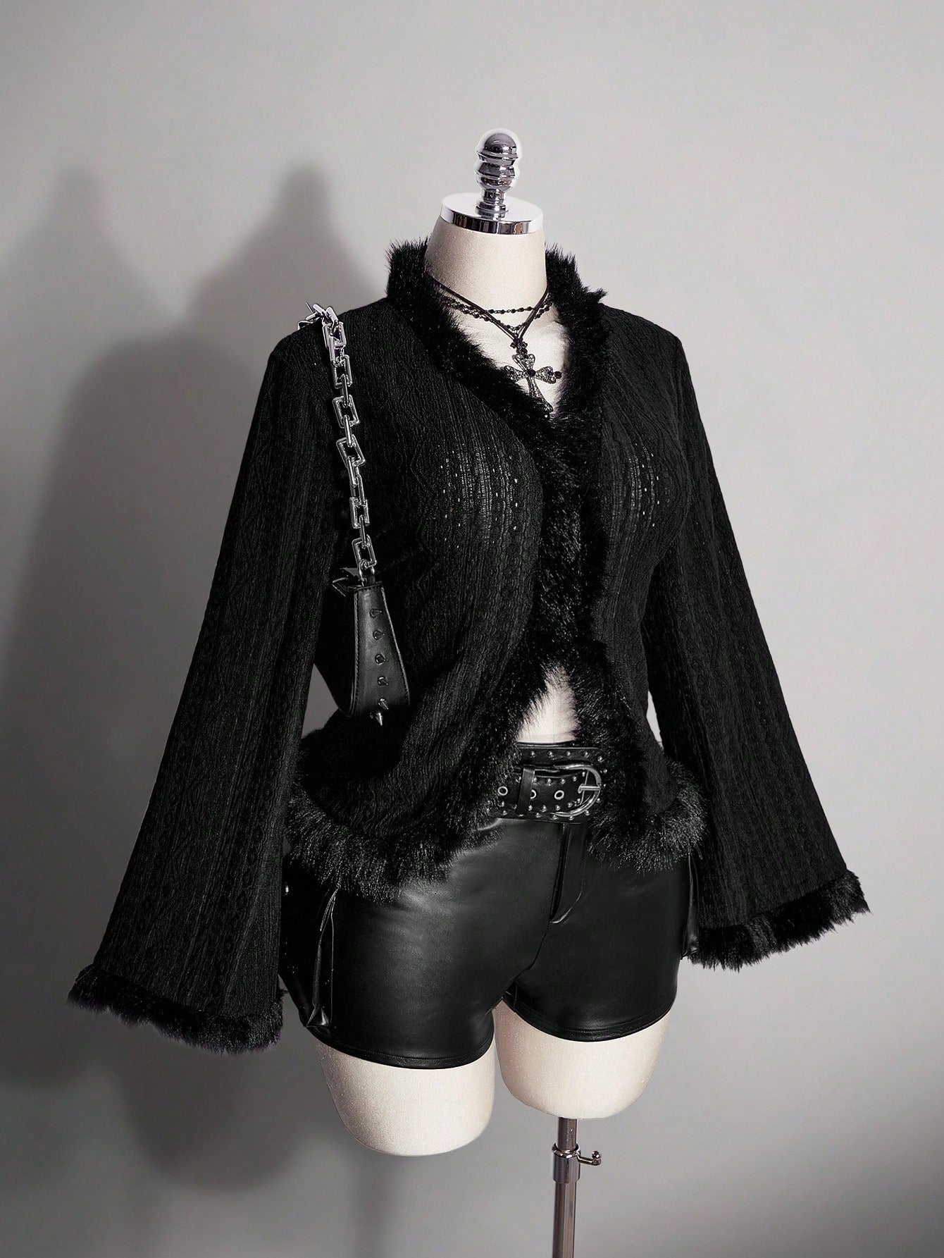 ICON Women's Plus Size Autumn/Winter Retro Sexy Millennial Style Y2K Casual Street Style Fur-Trimmed Black Knitted Jacquard Flared Sleeve V-Neck Top Fall