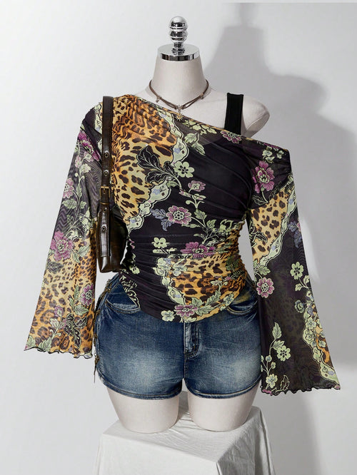 ICON Women's Plus Size New Chinese Style Floral Print Asymmetrical Shoulder Bell Sleeve T-Shirt