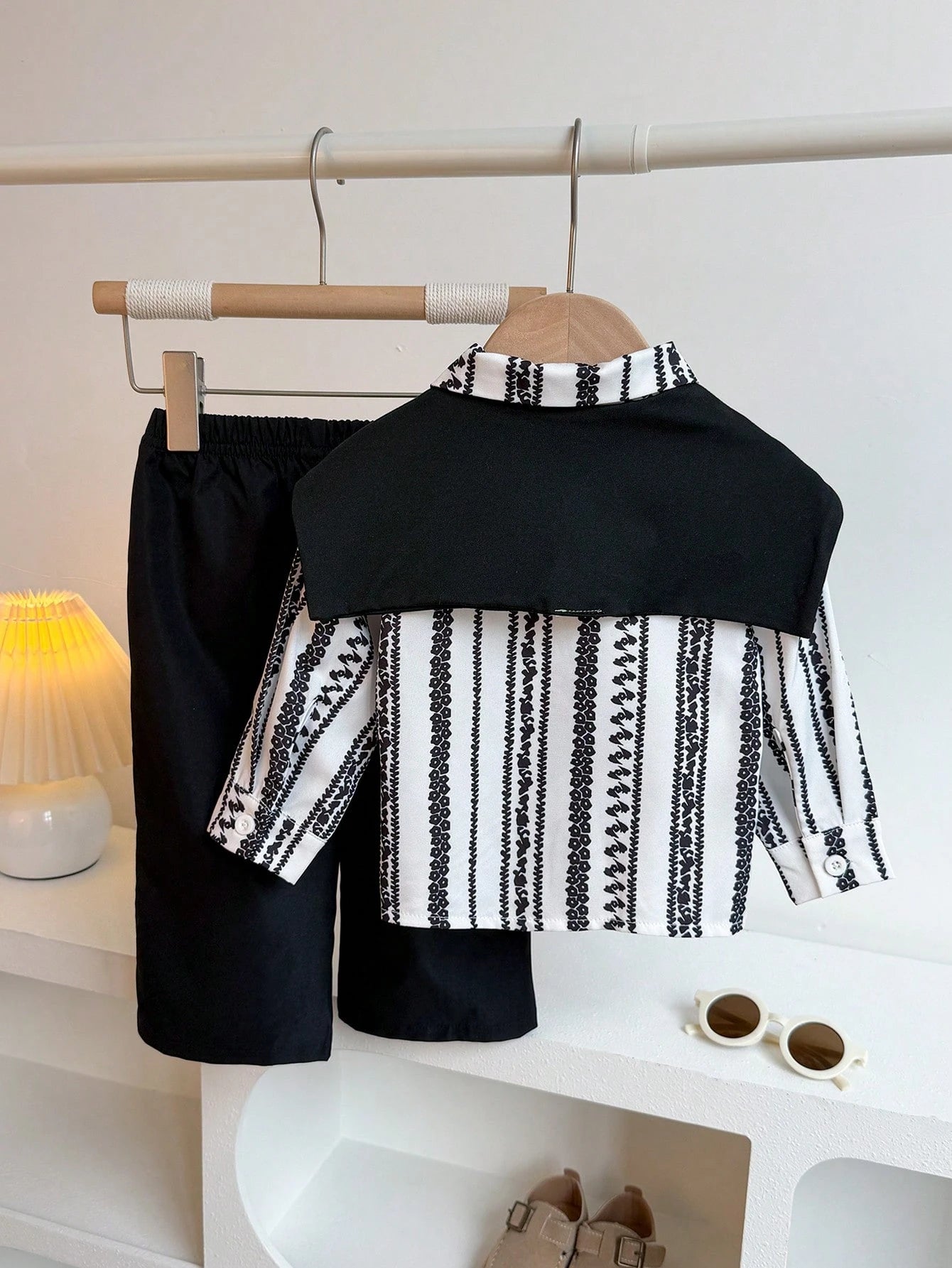 Infant Boy 3-Piece Summer Casual Fashion Minimalist Striped Collared Long Sleeve Shirt + Black Decorative Shawl + Black Wide Leg Long Pants Set, Stylish Casual Outfit Suitable For Daily, Outdoor, Scho