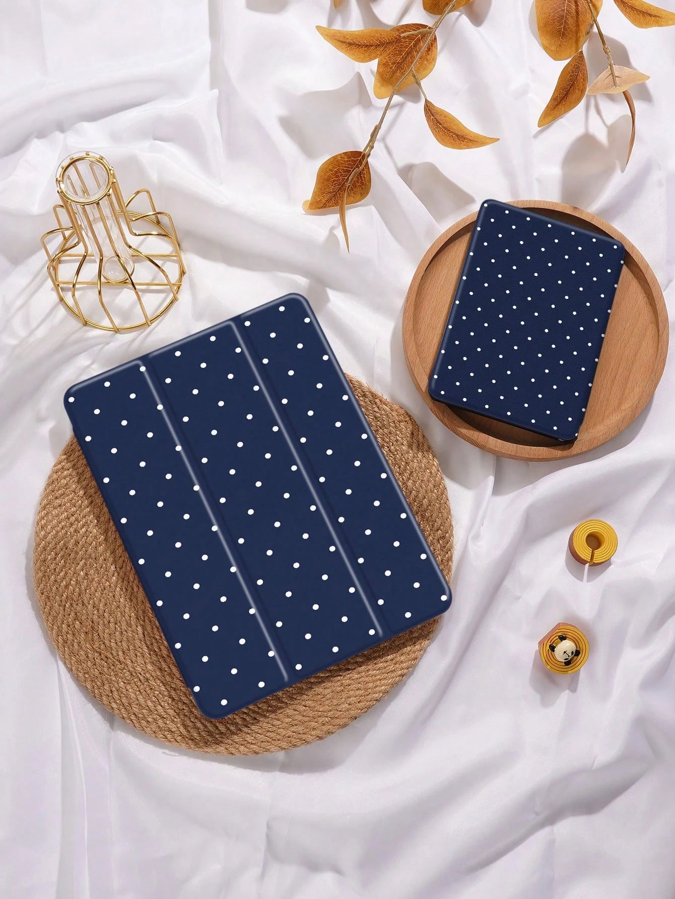 Kingsung Minimalist Polka Dot Element Basic Pad Case 2026 Polka Dot & Minimalist Pattern Tablet Protective Case, Compatible With IPad Air 8 (M4) 2026 (11-Inch), Air 8 (M4) 2026 (11-Inch), 9.7/10.2/10.