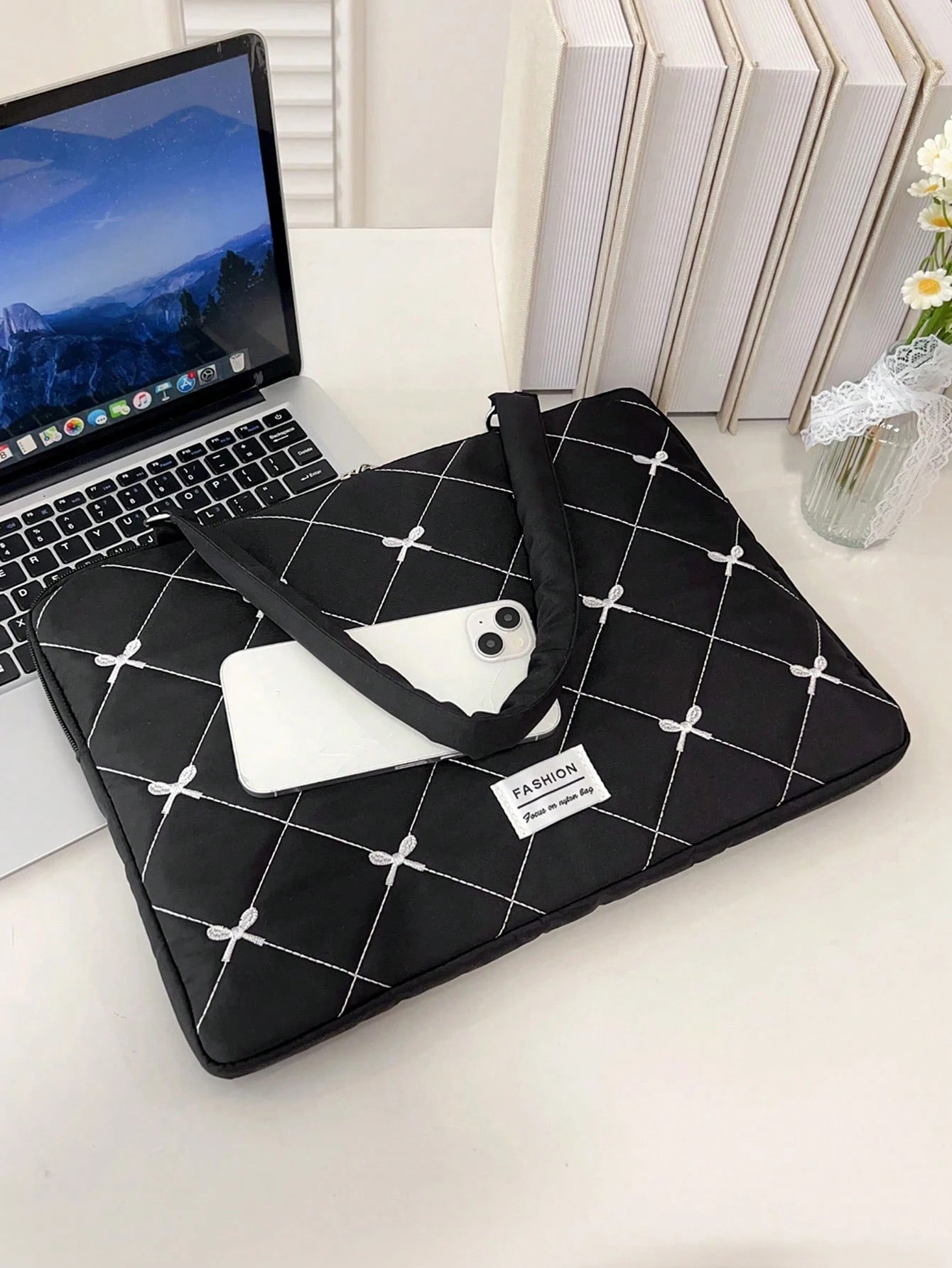 Korean Style Bow Knot Laptop Sleeve Bag, Tablet & Laptop Protective Case