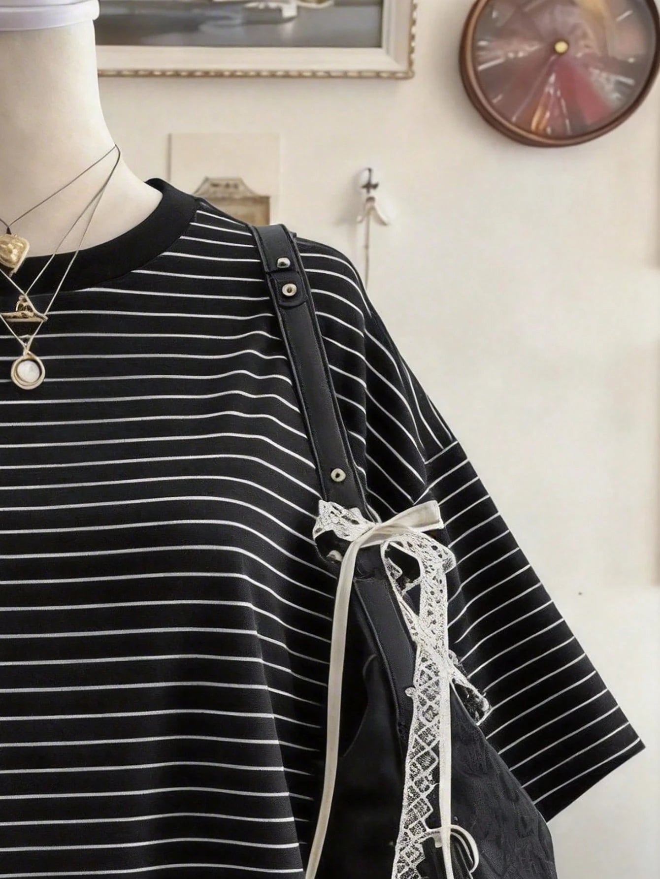 Lalippa Gothic Style Digital Print Fashion Minimalist Women Plus Size Long Crew Neck Drop Shoulder T-Shirt Friend's Gift