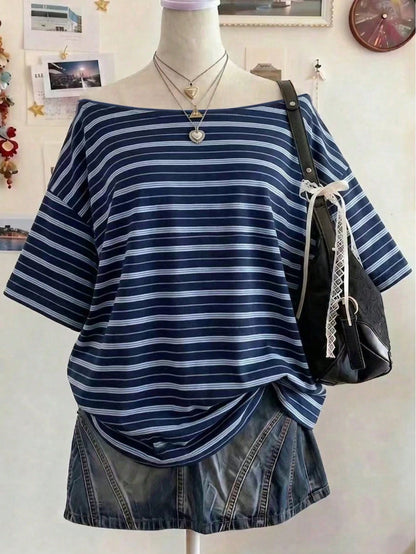 Lalippa Plus Size Women's Cartoon Animal Print Asymmetric Neckline Short Sleeve T-Shirt
