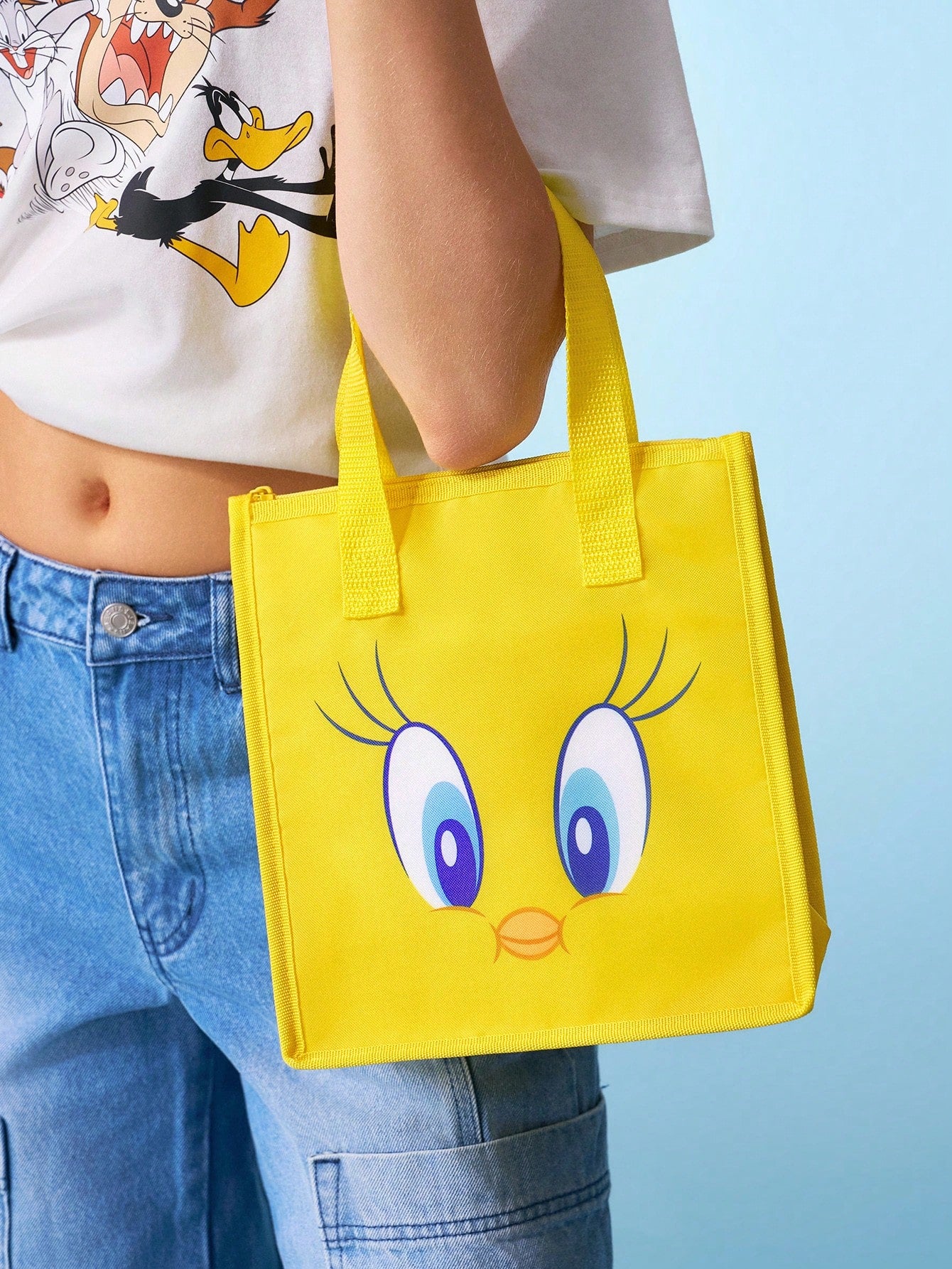 LOONEY TUNES X 1 Patterned Printed Insulated Lunch Bag To Keep Food Warm Or Cold, Picnic Bag, Large Capacity, Can Hold Lunch Boxes And Drinks, Suitable For Picnics, Camping, Travel, Family Use