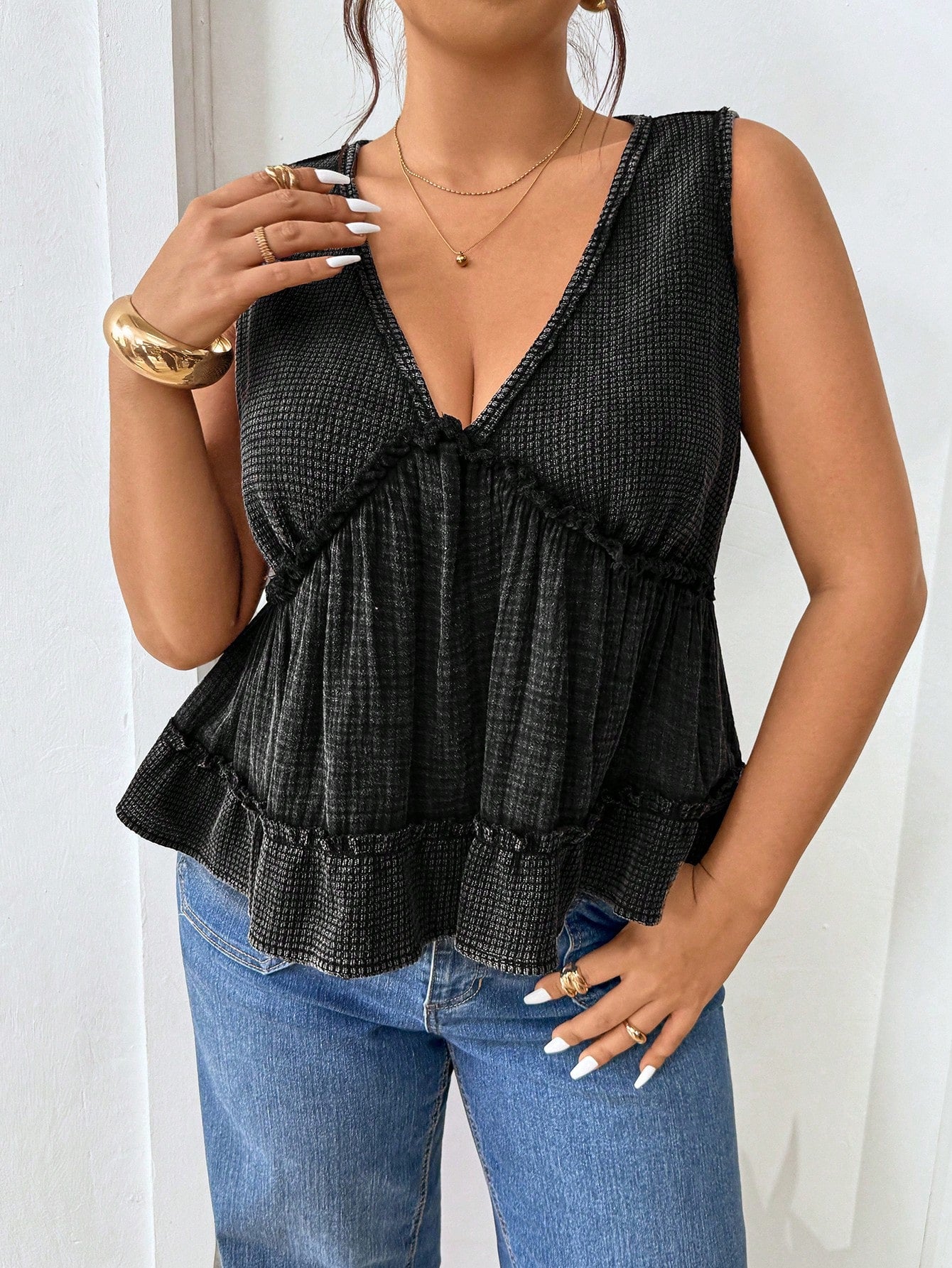 Lounesse Plus Size Women V-Neck Patchwork Design Black Camisole Tank Top, Casual & Commuting Wear