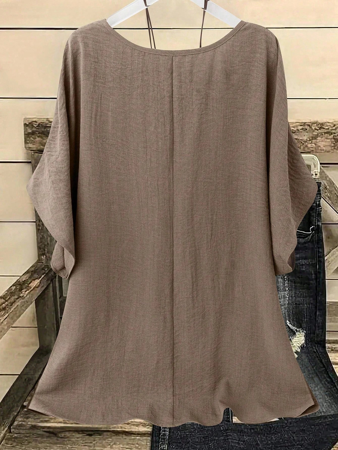 LUNE CURVE Plus Size Women Crew Neck Batwing Short Sleeve Casual Holiday Shirt