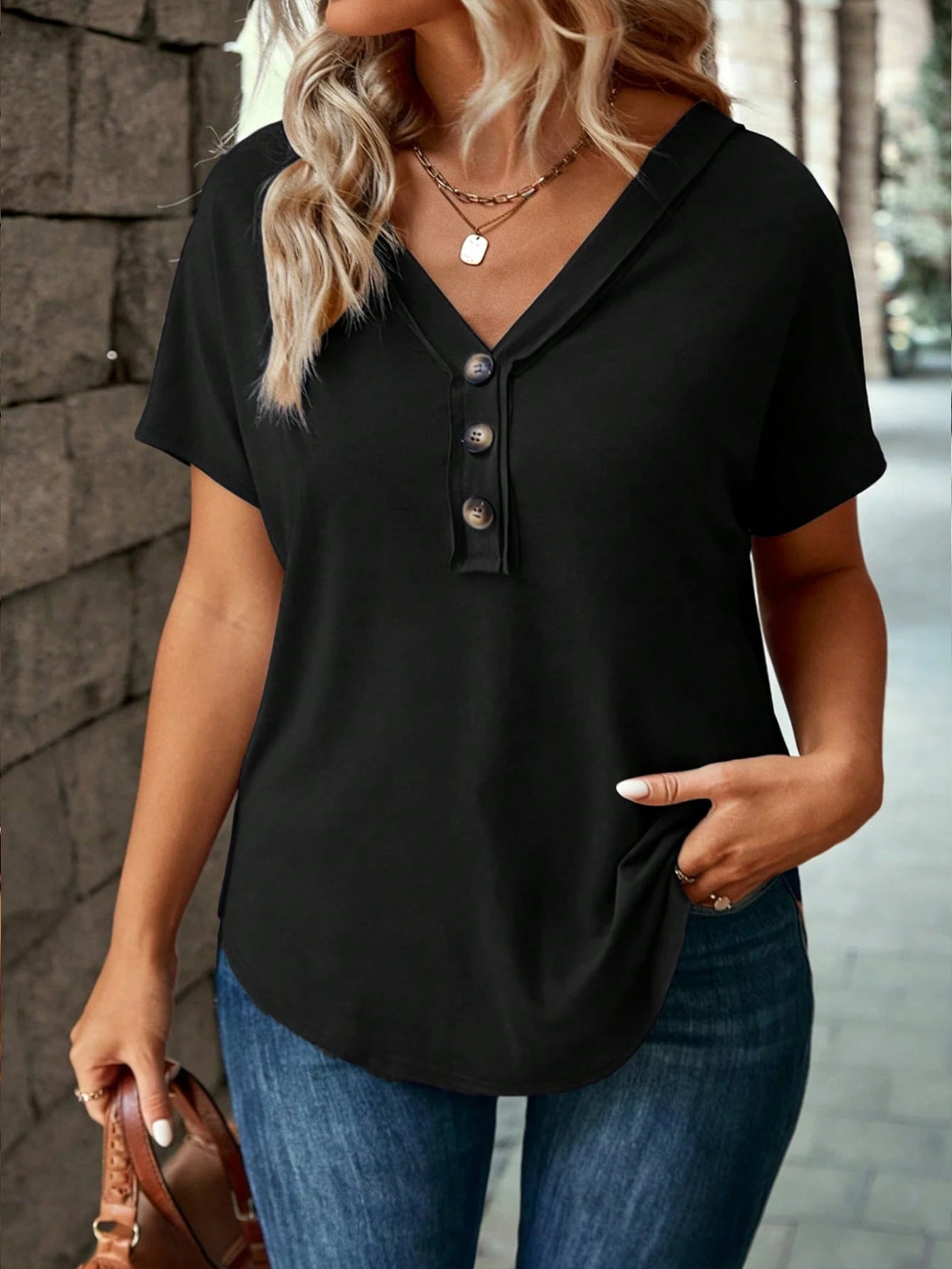 LUNE New Loose V-Neck Short Sleeve Casual Basic Plus Size T-Shirt With 3 Buttons