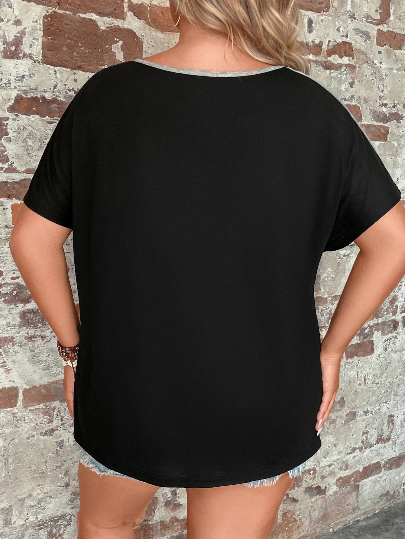 LUNE Plus Colorblock Batwing Sleeve Tee, Summer