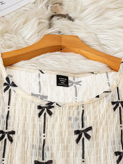 LUNE Plus Size Bow Print Short Sleeve Textured Round Neck Blouse