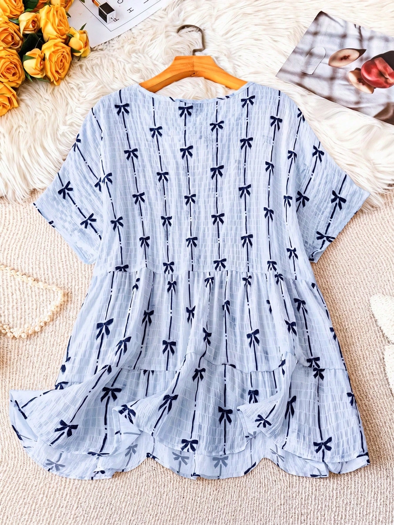 LUNE Plus Size Bow Print Short Sleeve Textured Round Neck Blouse