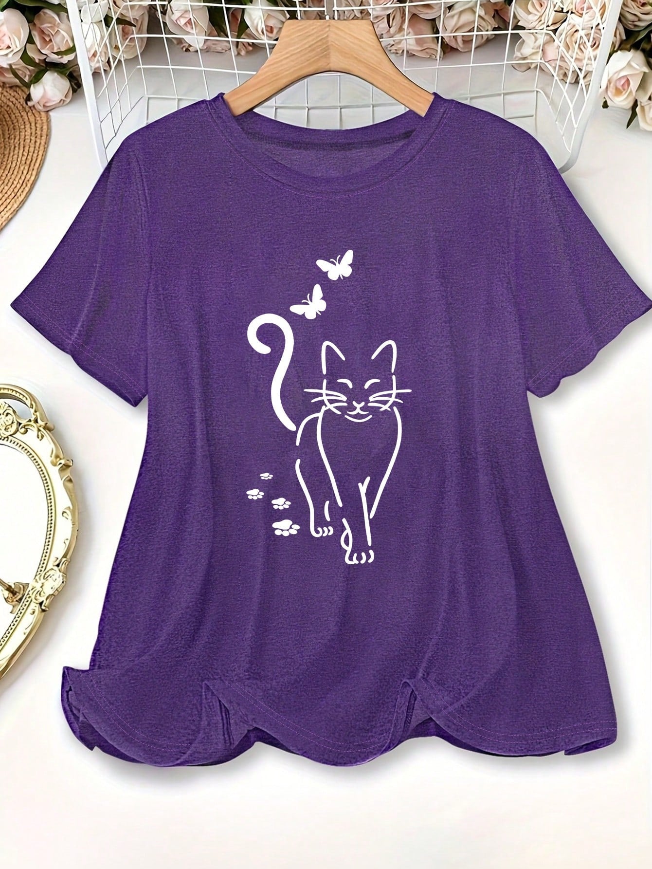 LUNE Plus Size Women Cute Cat & Butterfly Printed Casual Crew Neck Short Sleeve T-Shirt, Summer Top