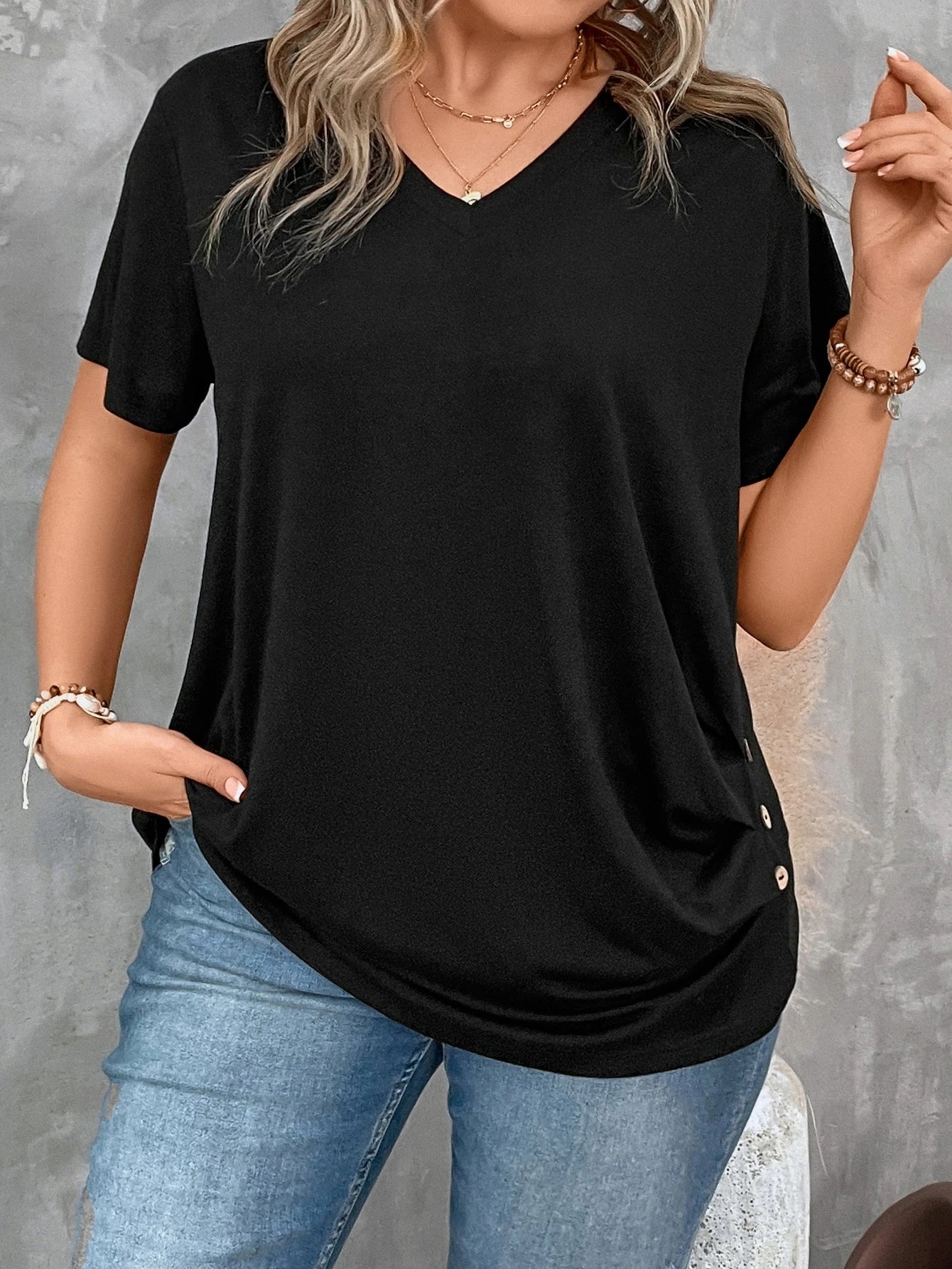 LUNE Plus Size Women's V Neck Short Sleeve Pleated T-Shirt Solid Button Detail Tee Button Detail Ruched Tee Tops