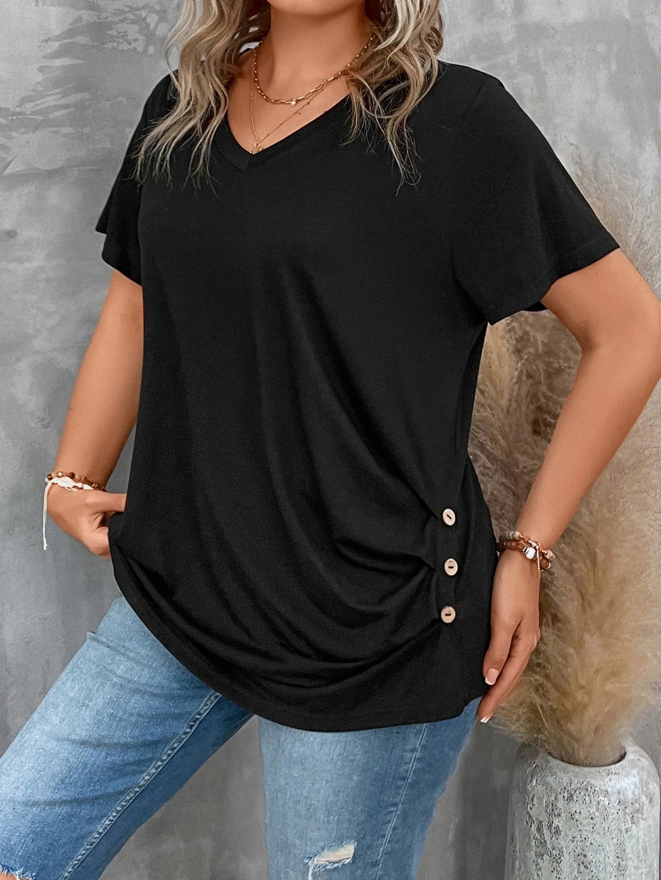 LUNE Plus Size Women's V Neck Short Sleeve Pleated T-Shirt Solid Button Detail Tee Button Detail Ruched Tee Tops