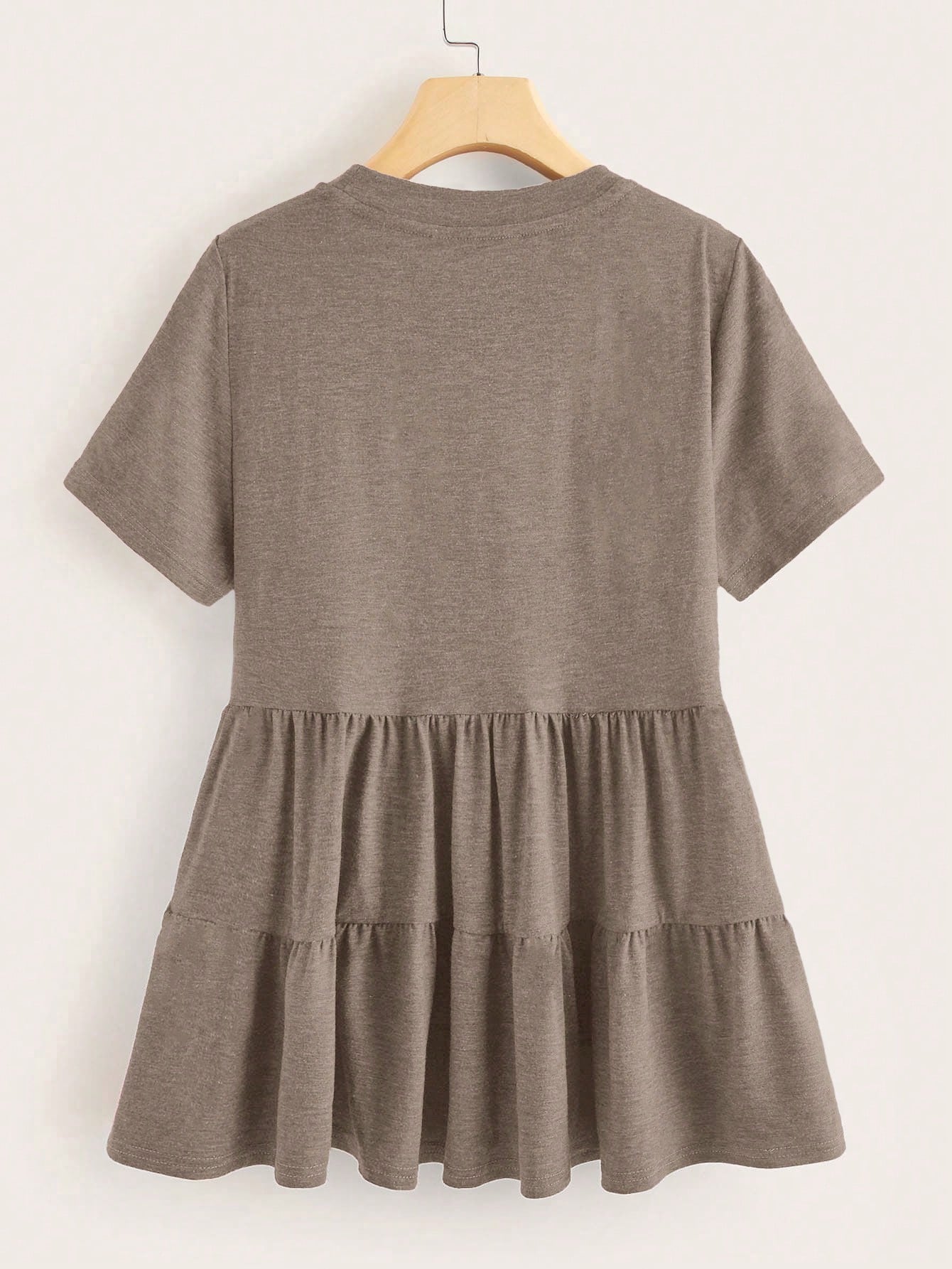 LUNE Plus Size Women Solid Color Round Neck Short Sleeve Ruffle Hem Casual T-Shirt