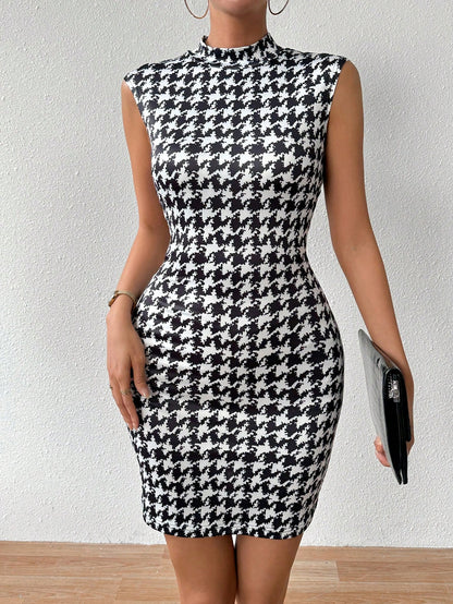 LUNE Random Houndstooth Pattern Stand Collar Dress