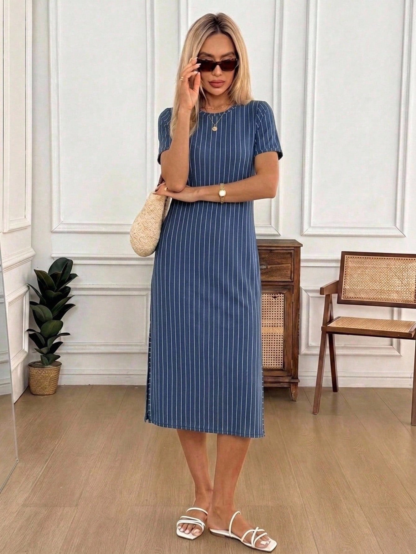 LUNE Women's Minimalist Casual Daily Daytime Everyday Going Out Striped Round Neck Short Sleeve Side Slit Dress Navy Blue And White Summer