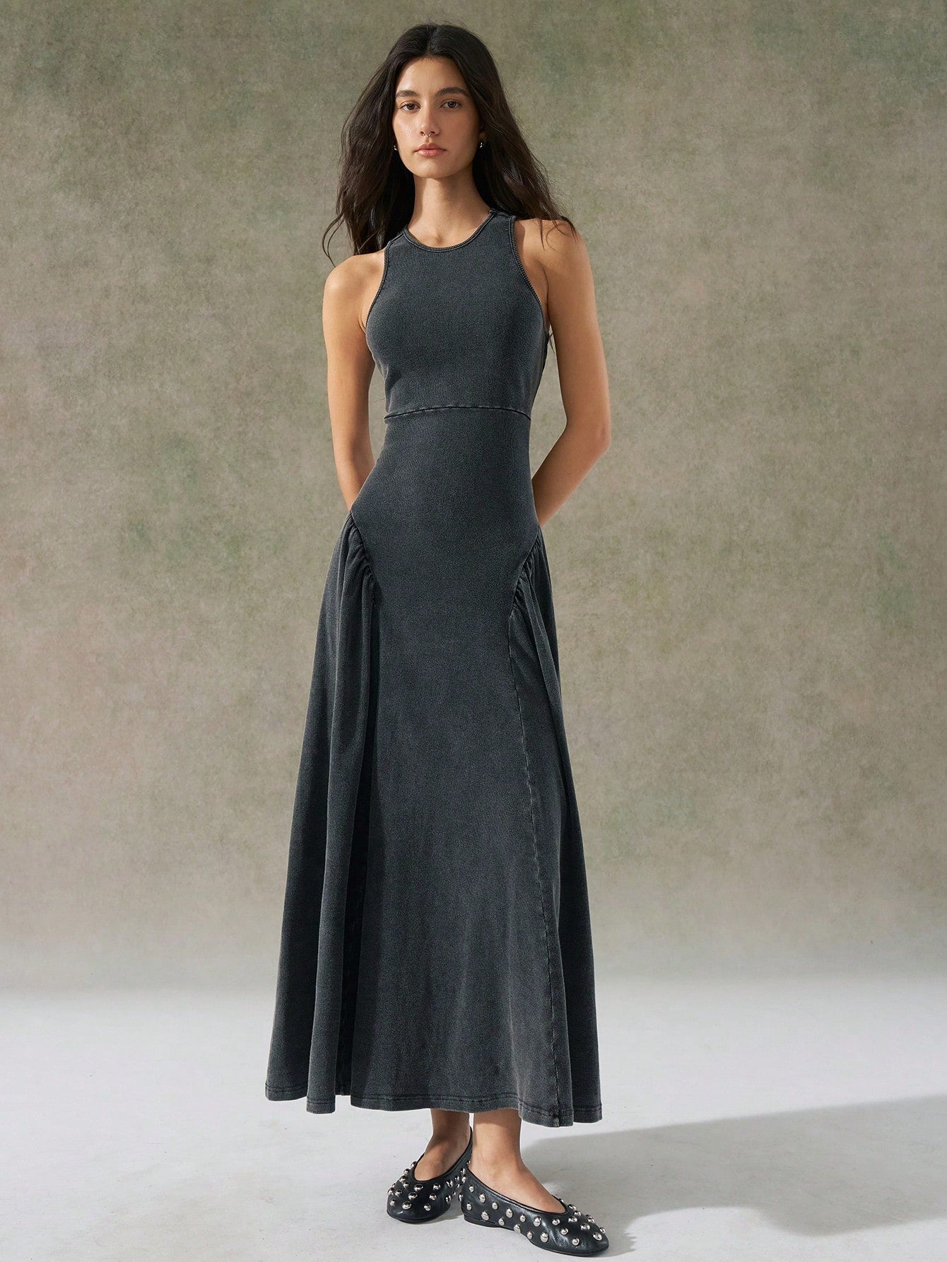 LYSMO 2025 New Arrival Women's Gray Distressed Wash Backless Design Dress Vacation Summer Casual