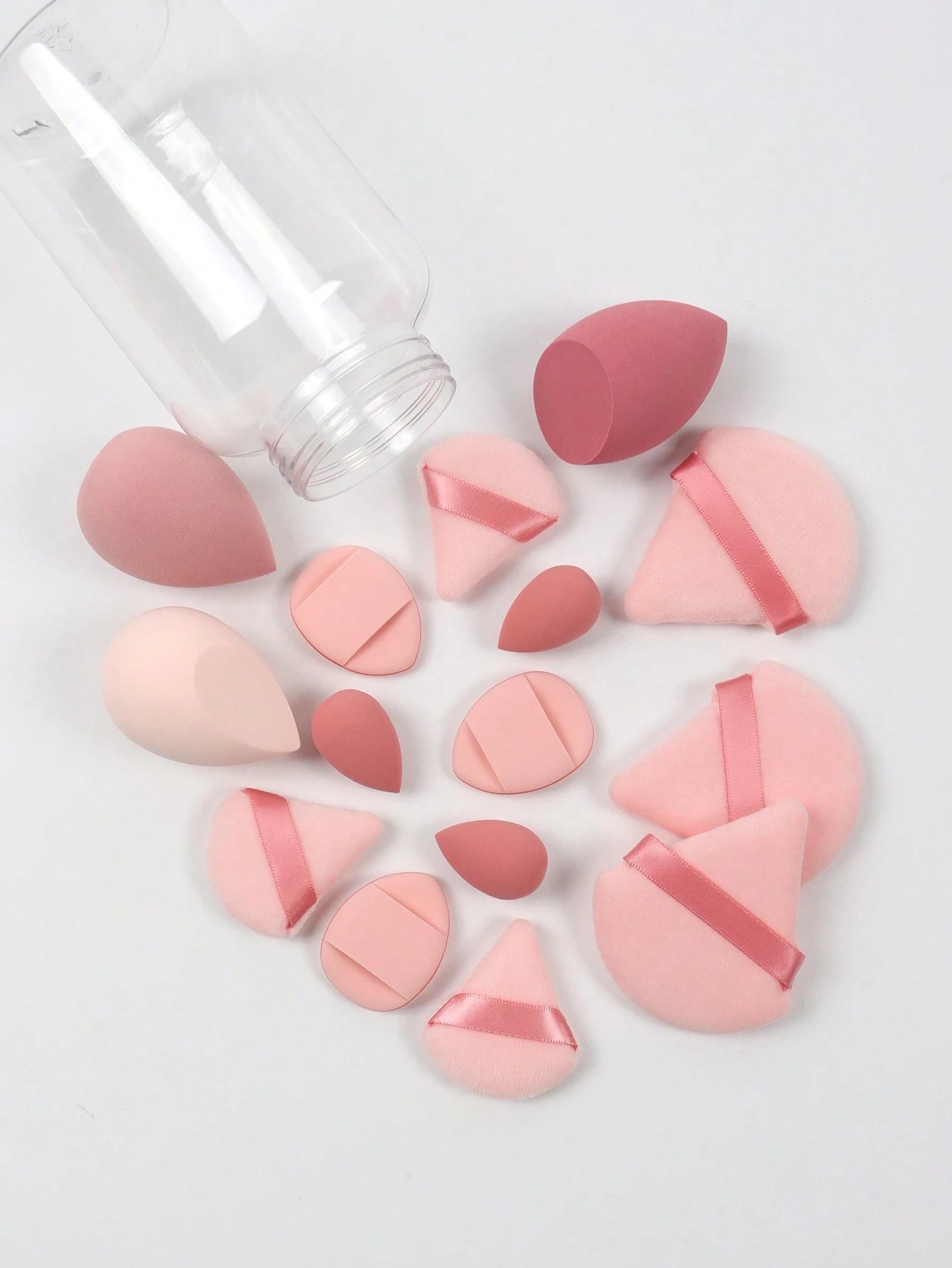 Makeup Sponge Set With 15 Sponges And Storage Jar, 3 Regular Makeup Sponges & 3 Mini Makeup Sponges & 3 Loose Powder Puffs & 3 Mini Loose Powder Puffs & 3 Mini Finger Cushion Powder Puffs. Mixed Shape