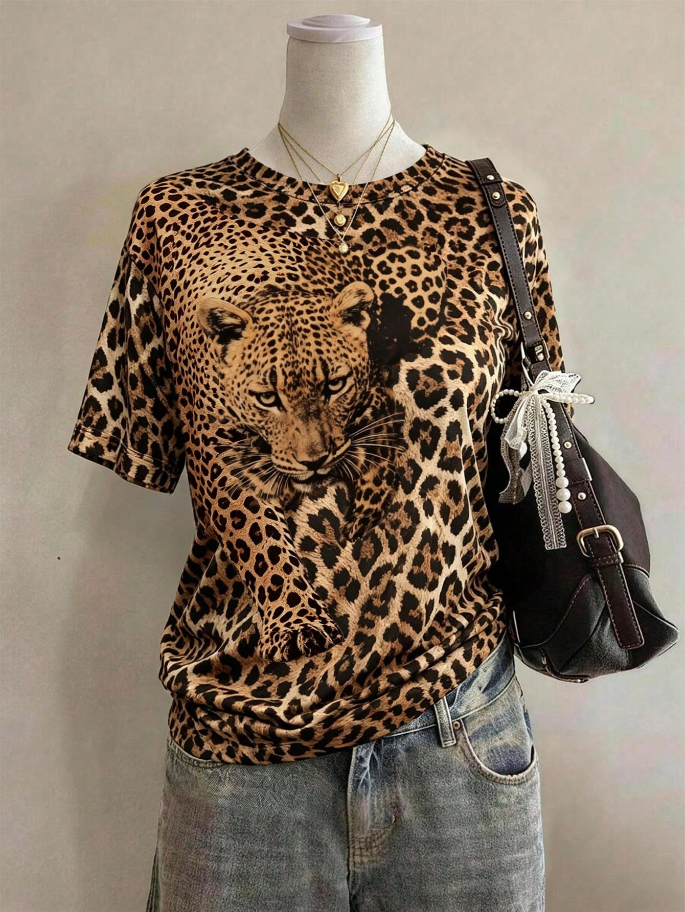 Maweii Plus Size Women's Letter & Leopard Print Short Sleeve Casual T-Shirt