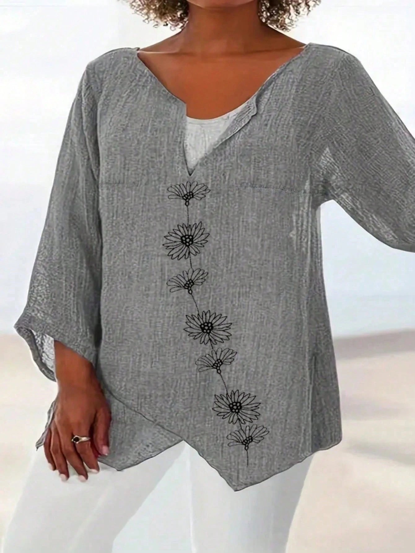 Minimalist Floral Embroidery Plus Size Women Shirt
