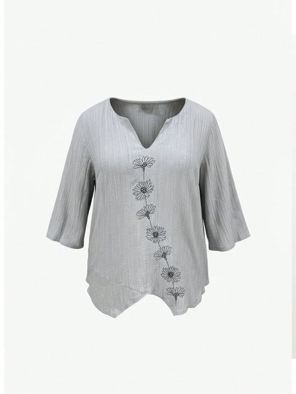 Minimalist Floral Embroidery Plus Size Women Shirt
