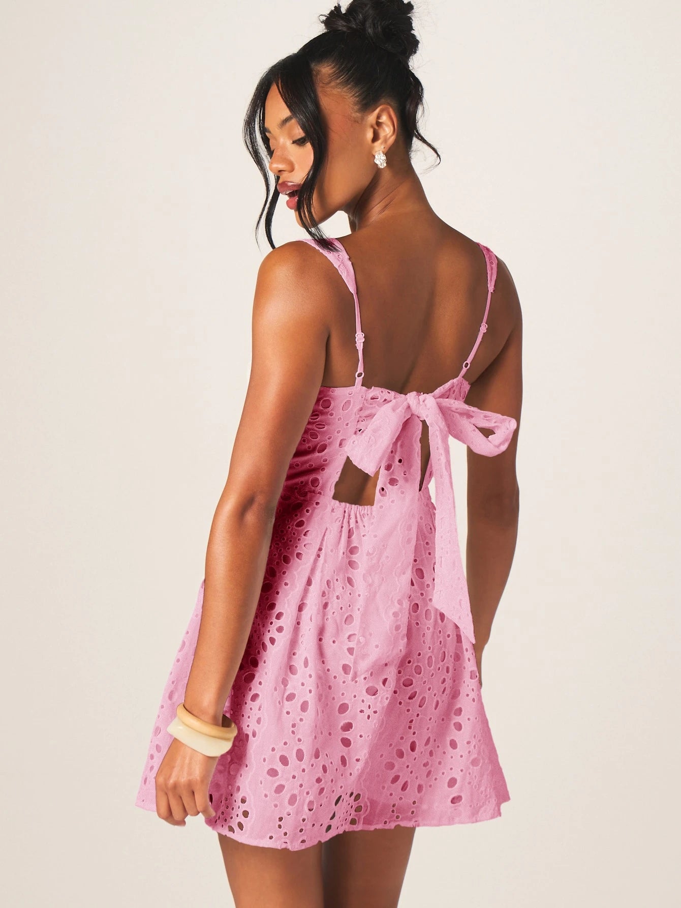 MISSGUIDED Eyelet Embroidered Square Neck Mini Dress With Bow Back And Adjustable Straps Summer Beach