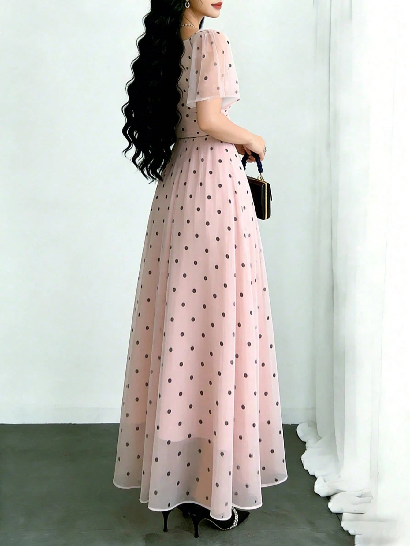 Modelyn Dreamy Pink Floral Summer Fairycore Women's Long Dress,Square Neck Flutter Sleeve Party Waist Cinched Elegant Chiffon Maxi Dress,Blue Floral Pattern