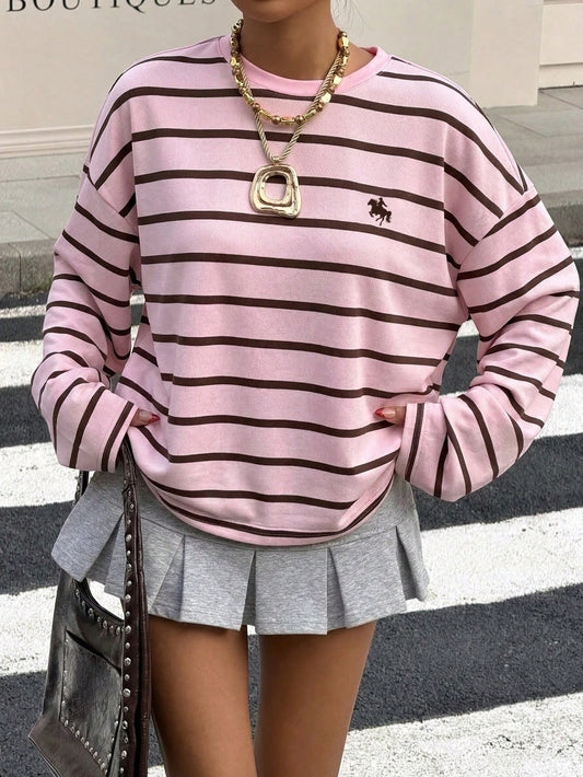 Muchica Plus Size Casual Minimalist Sports Streetwear Pink & Brown Striped Small Horse Logo Print T-Shirt, Music Festival Fall