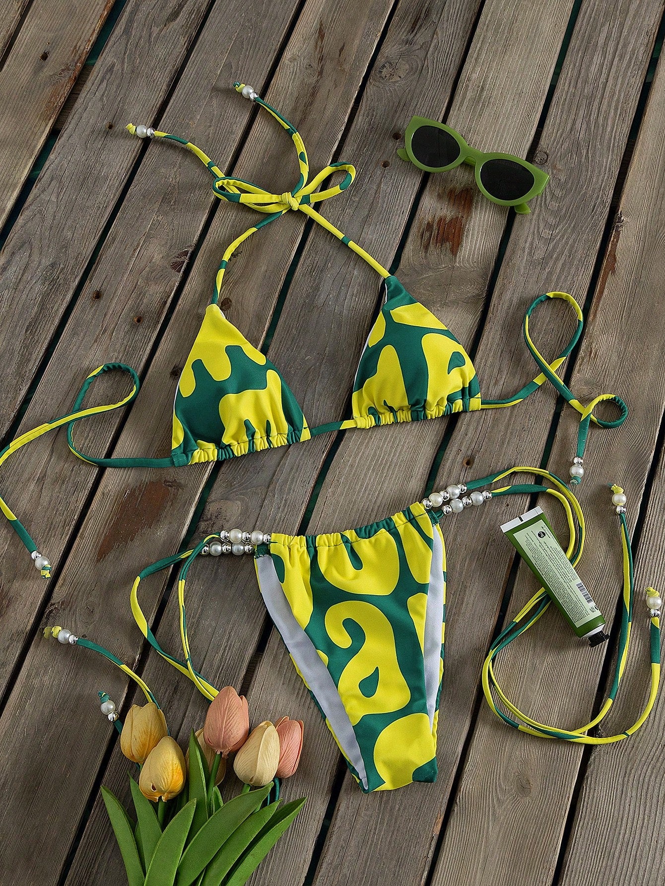 New Carnival Women's Bikini Set, Tropical Yellow-Green Artistic Geometric Wave Color Block Print Sexy Party Swimsuit, Summer Beach Vacation Music Festival