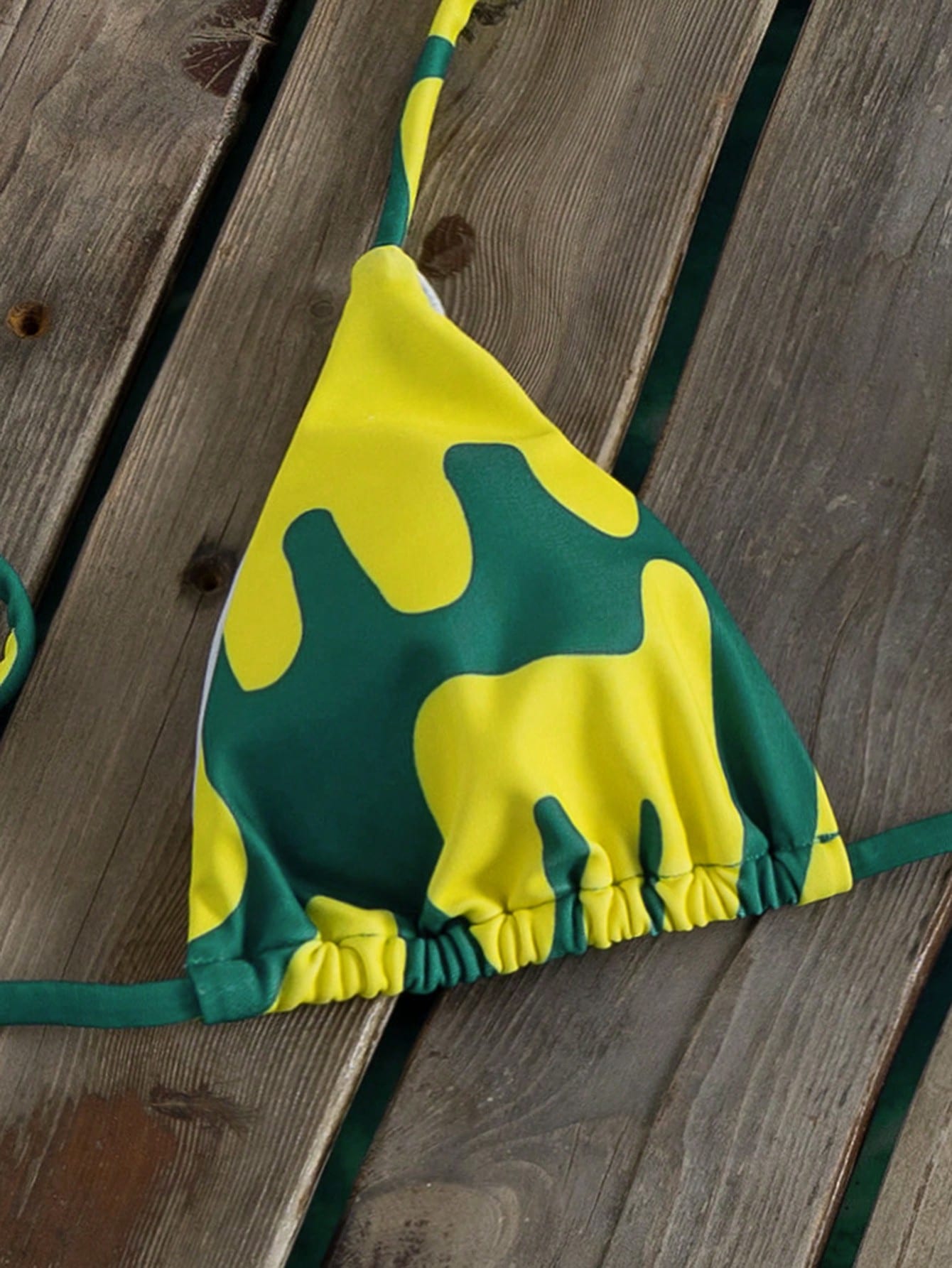 New Carnival Women's Bikini Set, Tropical Yellow-Green Artistic Geometric Wave Color Block Print Sexy Party Swimsuit, Summer Beach Vacation Music Festival