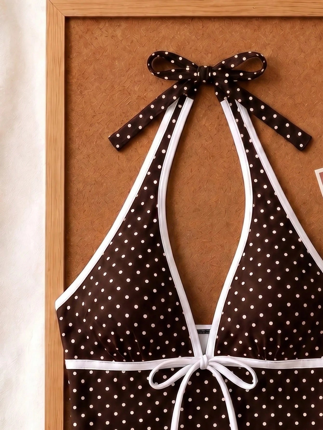 New Summer Fresh Sweet Cute Style Brown And White Polka Dot Color Block Halter Neck Bikini Set With Shorts For Beach Vacation And Casual Wear