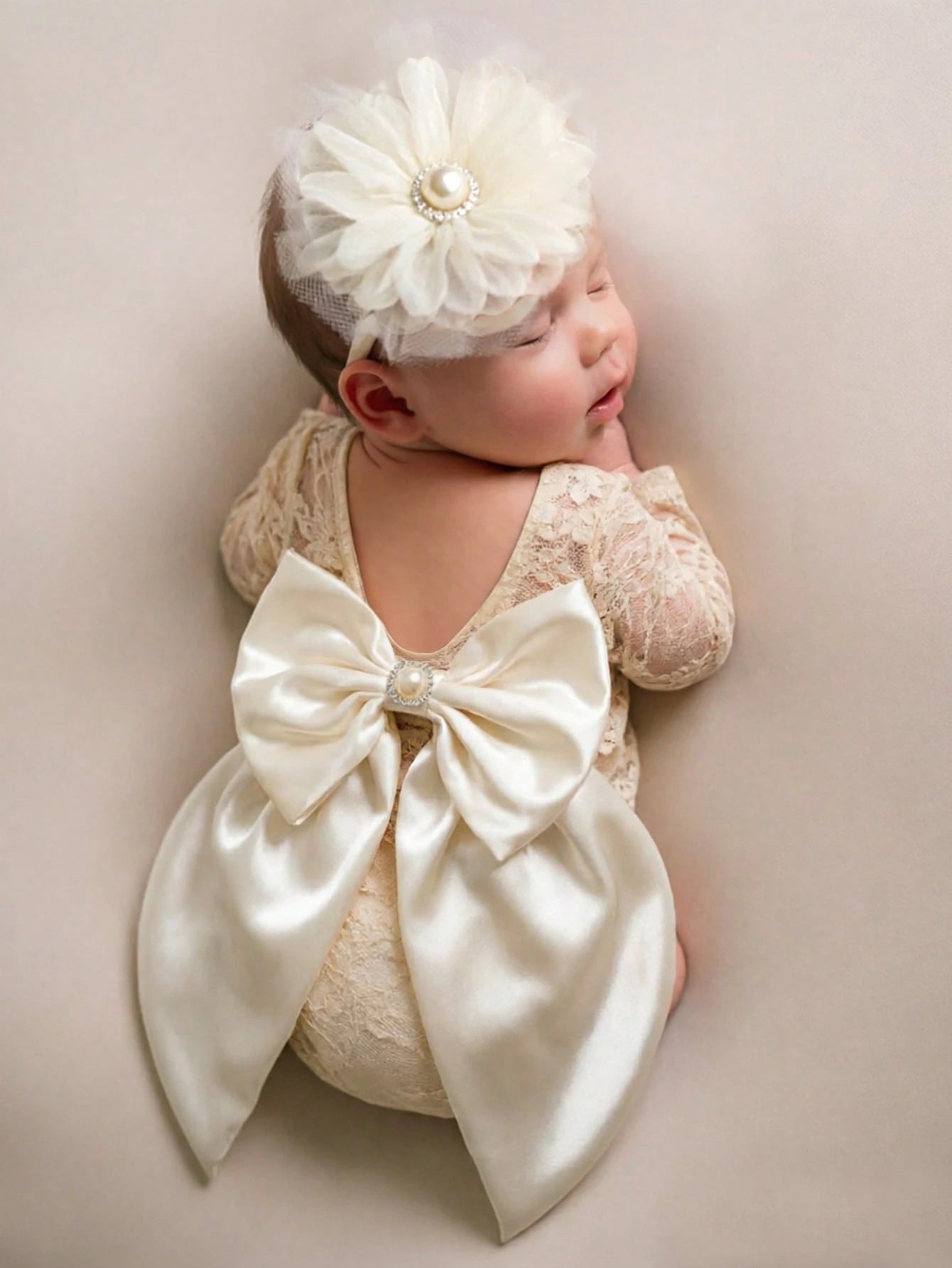 Newborn Baby Bowknot Decor Lace Fashion Photography Outfit Jumpsuit