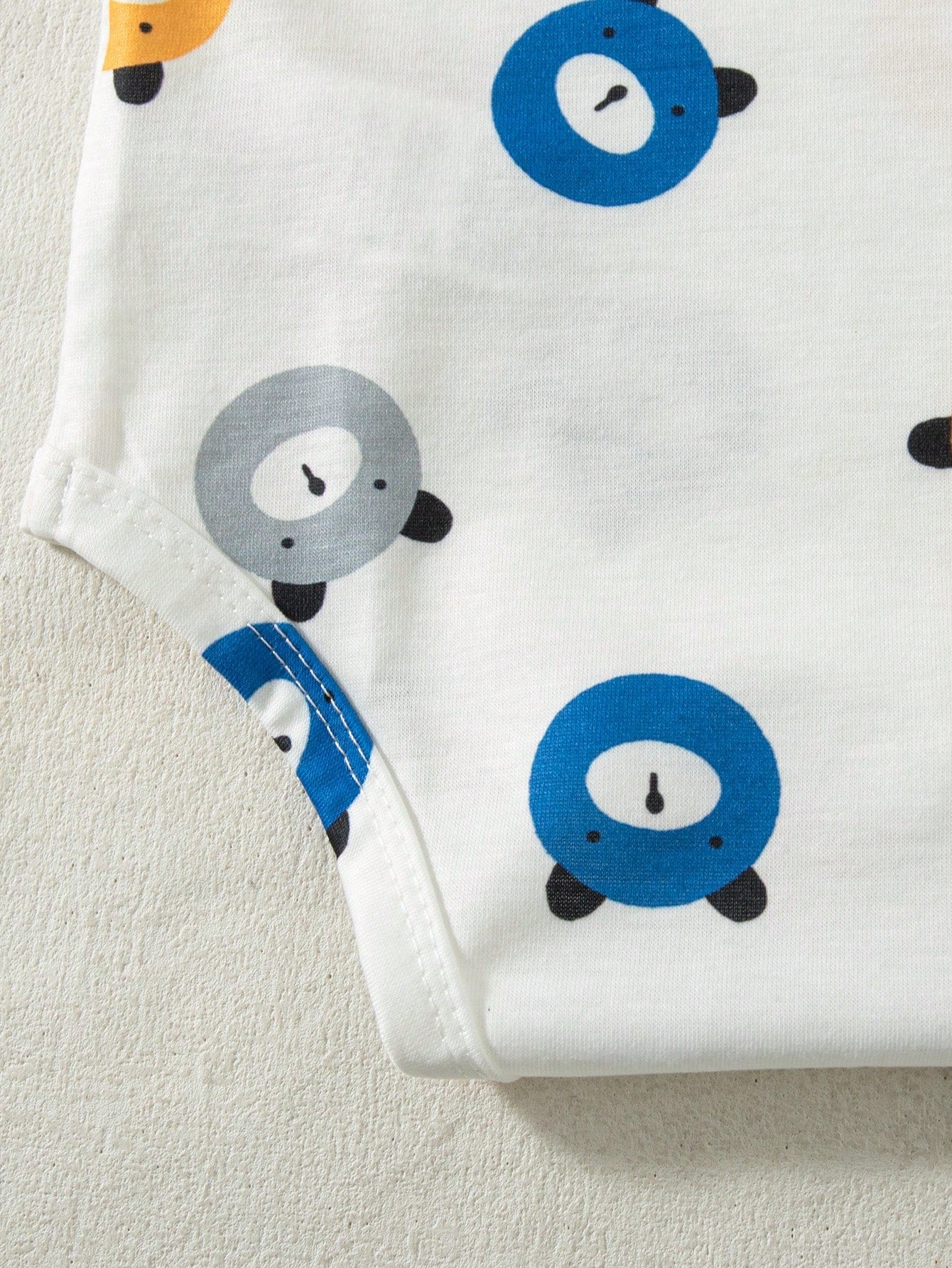 Newborn Baby Boy Bear Print Long Sleeve Jumpsuit, Paired With Bear Patch Sleeveless Bodysuit + Matching Hat; Fresh And Cute, Autumn Holiday Style, Soft And Skin-Friendly Fabric.