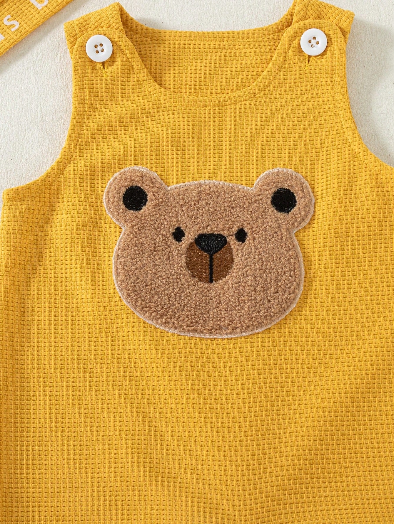 Newborn Baby Boy Bear Print Long Sleeve Jumpsuit, Paired With Bear Patch Sleeveless Bodysuit + Matching Hat; Fresh And Cute, Autumn Holiday Style, Soft And Skin-Friendly Fabric.
