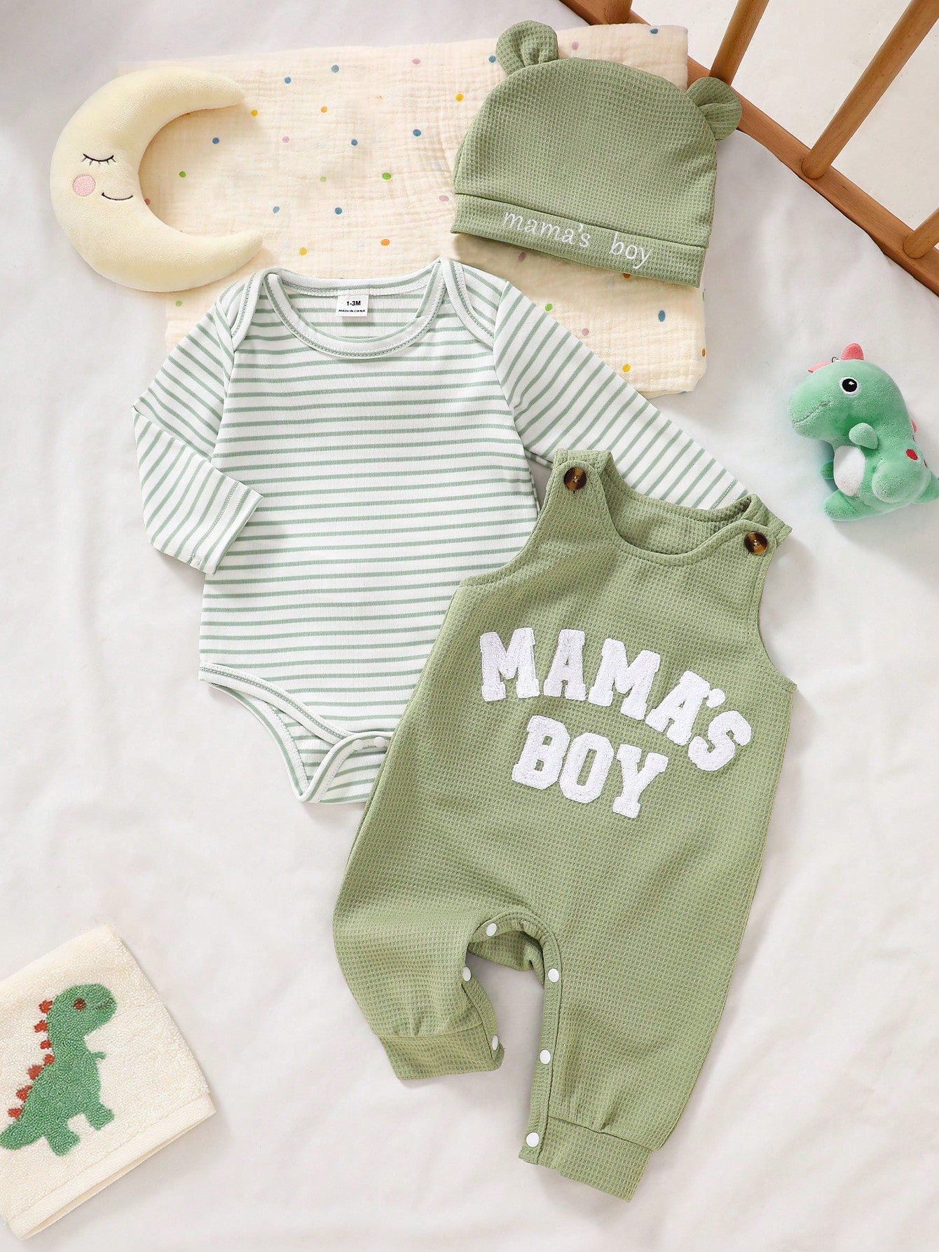 Newborn Baby Boy Bear Print Long Sleeve Jumpsuit, Paired With Bear Patch Sleeveless Bodysuit + Matching Hat; Fresh And Cute, Autumn Holiday Style, Soft And Skin-Friendly Fabric.