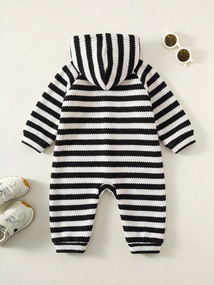 Newborn Baby Boy/Girl Cute Casual Sports Autumn/Winter Knitted Apricot Letter Pattern Hooded Romper Unisex Bear Black And White Stripe