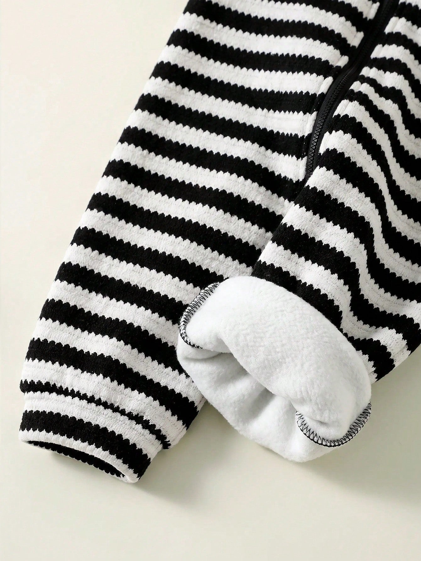 Newborn Baby Boy/Girl Cute Casual Sports Autumn/Winter Knitted Apricot Letter Pattern Hooded Romper Unisex Bear Black And White Stripe