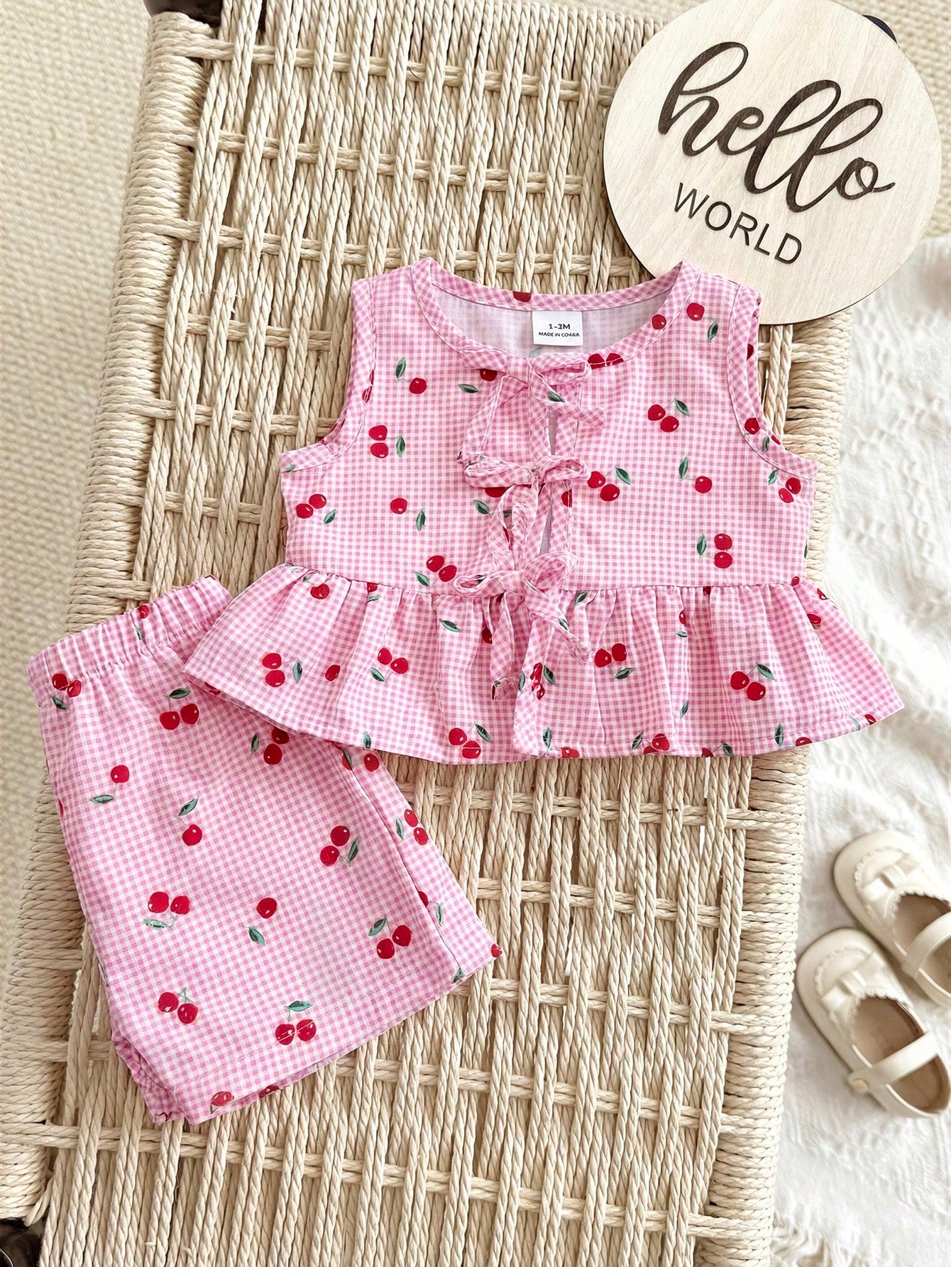 Newborn Baby Girl Vacation Casual Family Matching Cute Pink And Red Cherry Plaid Pattern VestShorts Set Printed Bow Photoshoot Party Summer