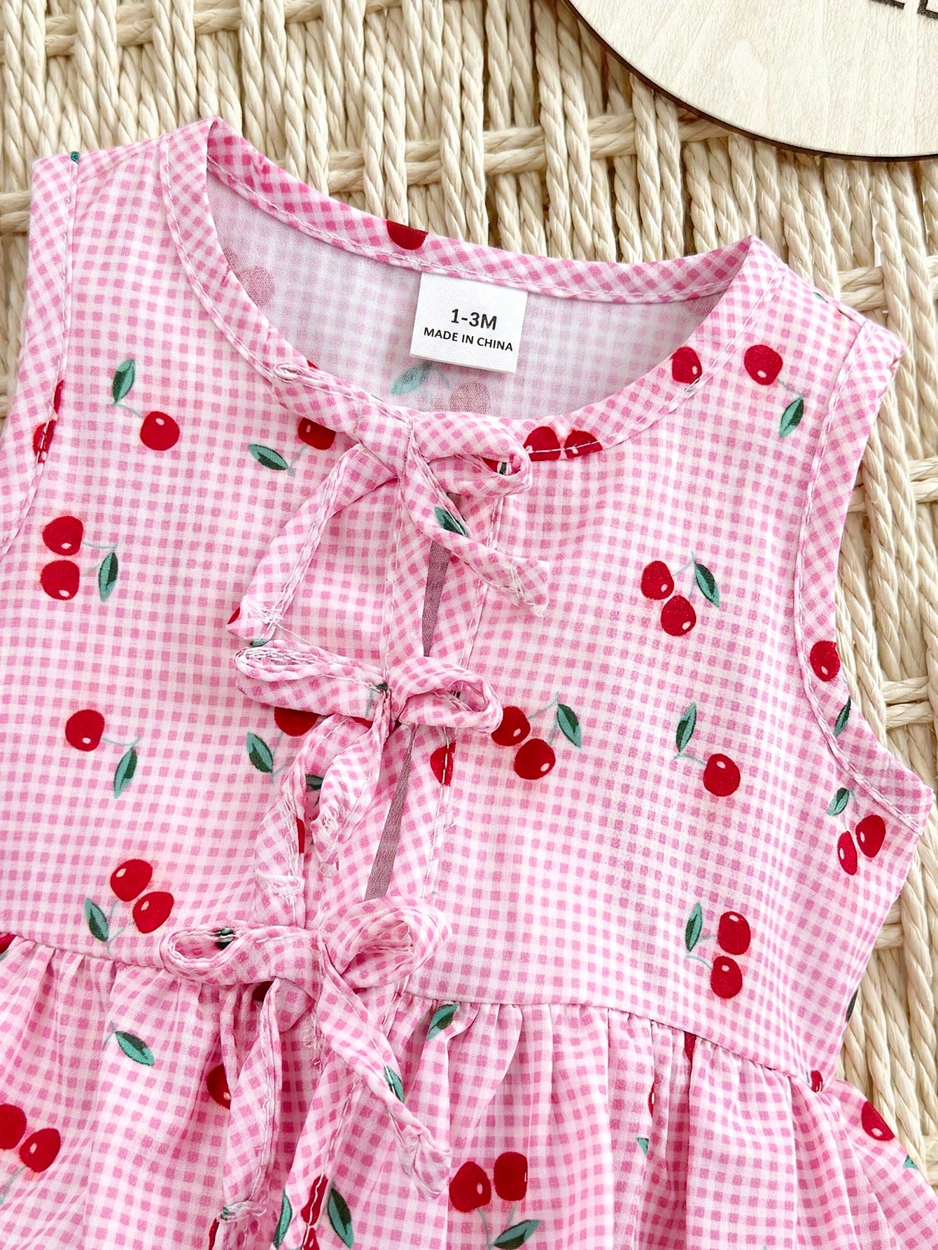 Newborn Baby Girl Vacation Casual Family Matching Cute Pink And Red Cherry Plaid Pattern VestShorts Set Printed Bow Photoshoot Party Summer